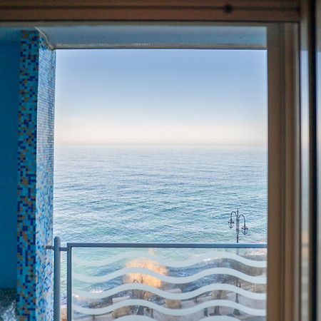 דירות ג'ובינאצו Milu'Seaview Ampia Casa Vista Mare מראה חיצוני תמונה