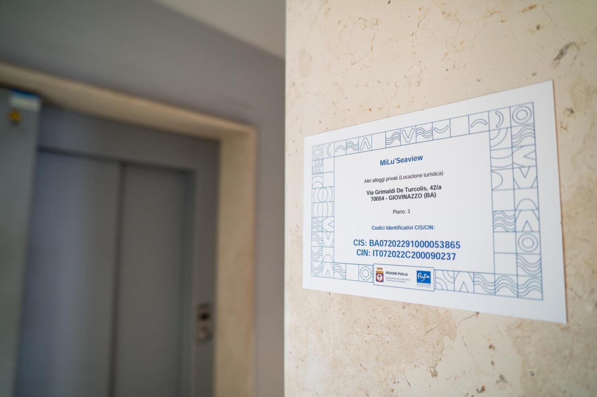 דירות ג'ובינאצו Milu'Seaview Ampia Casa Vista Mare מראה חיצוני תמונה