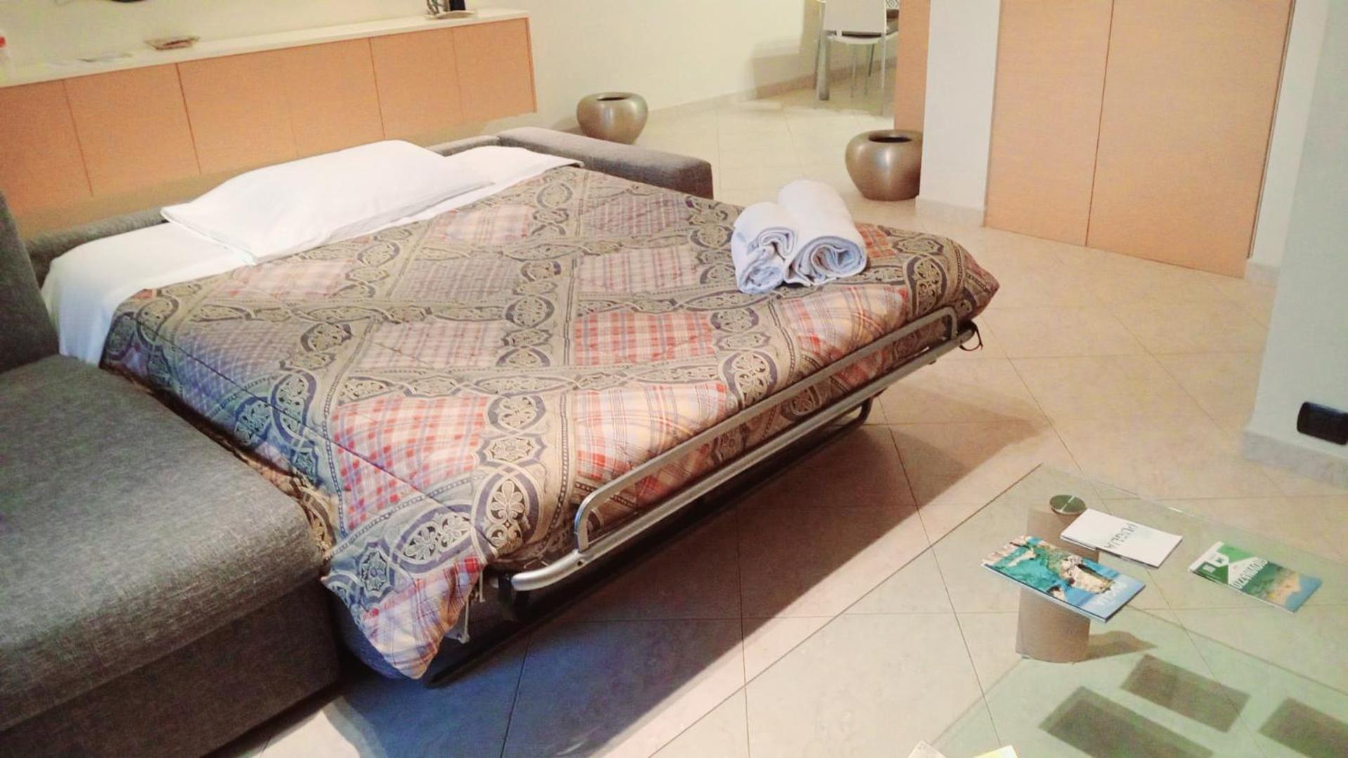 דירות ג'ובינאצו Milu'Seaview Ampia Casa Vista Mare מראה חיצוני תמונה