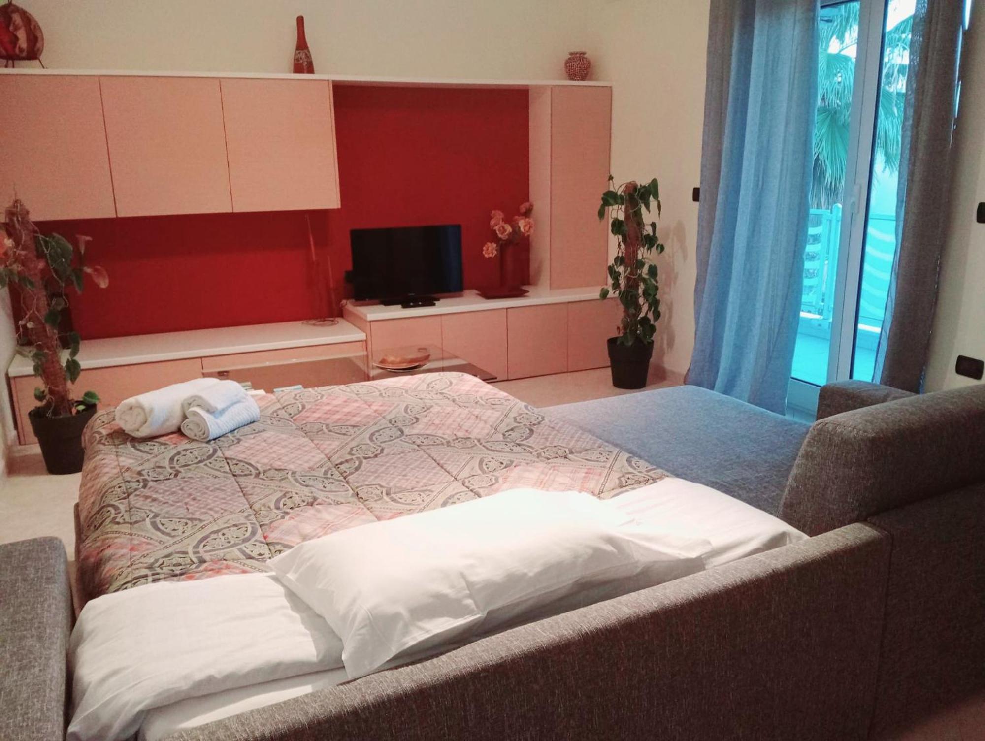 דירות ג'ובינאצו Milu'Seaview Ampia Casa Vista Mare מראה חיצוני תמונה